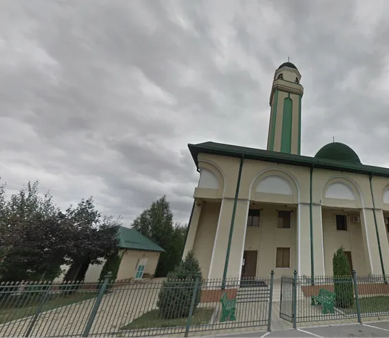 ¿En qué país se ven mezquitas como esta?