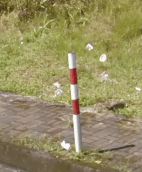 ¿En qué país se ve este bolardo?