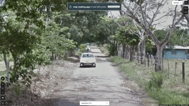¿En qué país se ve este doble carro de Street View?